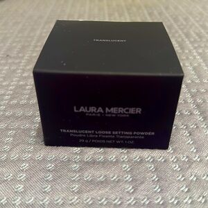 Laura Mercier translucent setting power